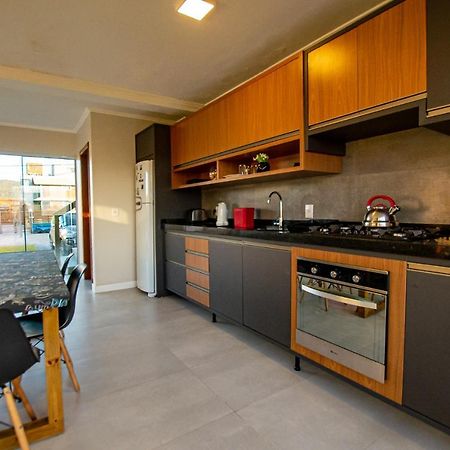 Lake View Guest House Прайя-ду-Роза Экстерьер фото